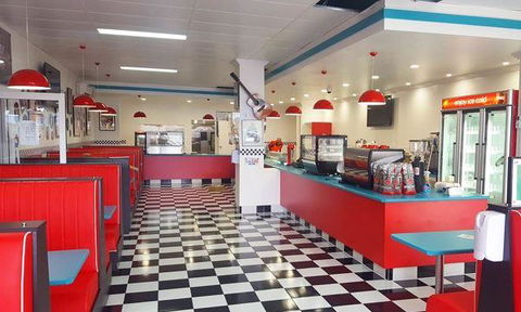 RJ's Rock N Roll Diner - C Tourism 8