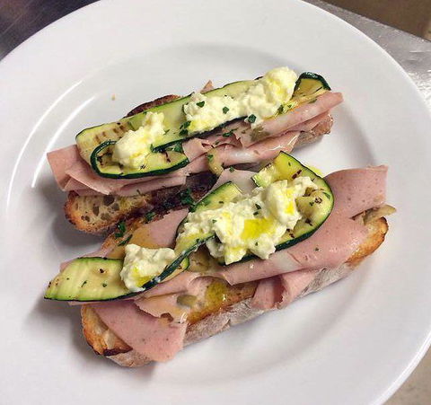 Ryans Restaurant - C Tourism 6