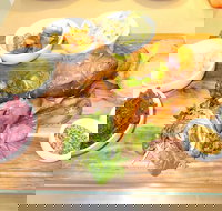 Prague Restaurant Bar and Grill - C Tourism