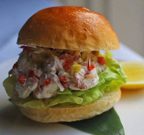 RST Seafood Restaurant - C Tourism 13