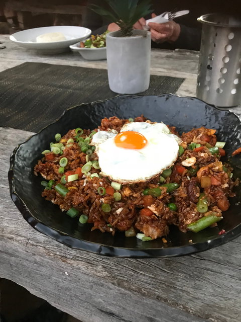 Devils Marbles Hotel - C Tourism 1