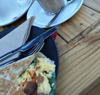 Nourish Me Cafe - C Tourism
