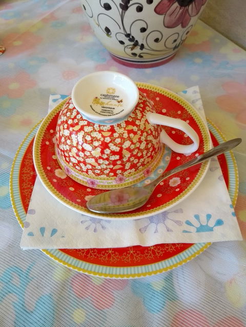 Lazy Teas - C Tourism 9