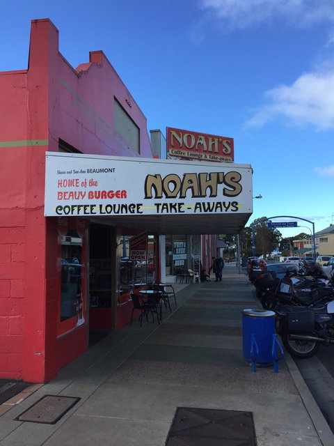 Noah's Coffee Lounge & Takeaway - C Tourism 2