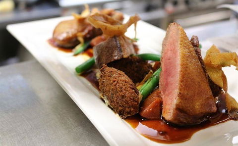 Meze Me Grove - C Tourism 1