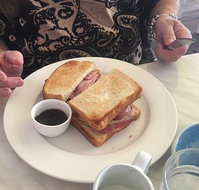Hubbles Yard Cafe - C Tourism