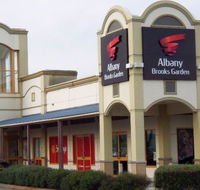 Cafe Brooks Garden - C Tourism