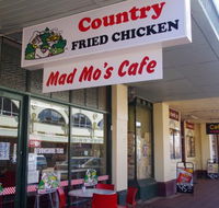 Mad Mo's - C Tourism