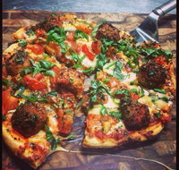 Amigo's Pizzeria - C Tourism