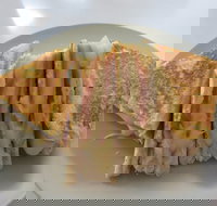 Cafe La Vie - C Tourism