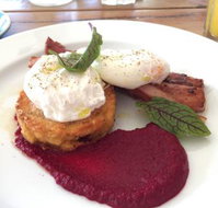 High Tide Bar Grill And Cafe - C Tourism