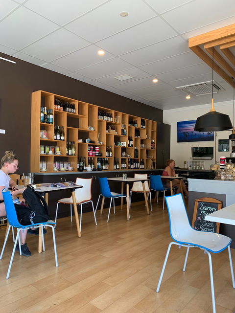 Cafe Discovery At Agnes - C Tourism 3
