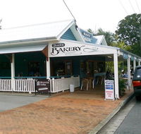Bucks Bakery - C Tourism