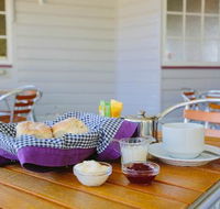 Das Neumann Haus - C Tourism