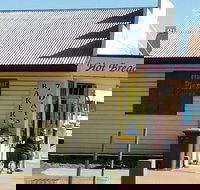 Hot Bread Fred - C Tourism