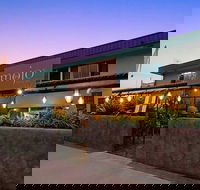 Mojo's Bar  Grill - C Tourism