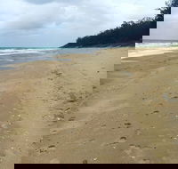 Moore Park Beach Queensland - C Tourism