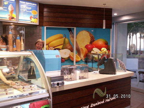 New Zealand Ice Creamery - C Tourism 0