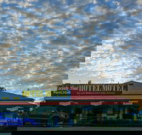 Lucinda Point Hotel Motel Restaurant - C Tourism