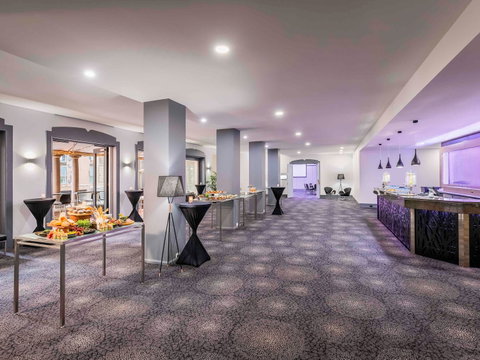 Novotel Sydney Central - C Tourism 8