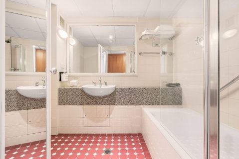 Holiday Inn Darling Harbour - C Tourism 7