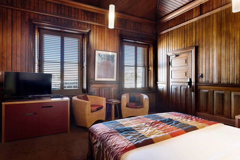 The Henry Jones Art Hotel - C Tourism 5