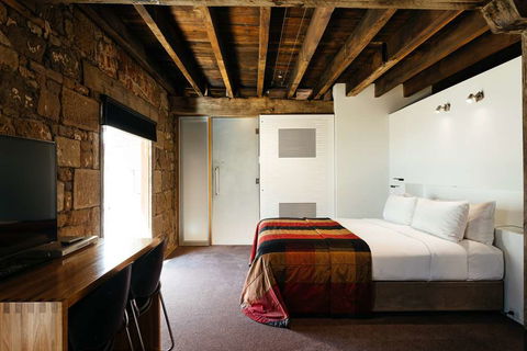 The Henry Jones Art Hotel - C Tourism 6