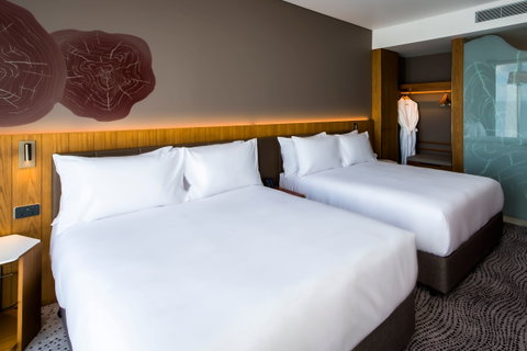 Crowne Plaza Hobart - C Tourism 6