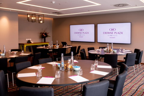 Crowne Plaza Hobart - C Tourism 10