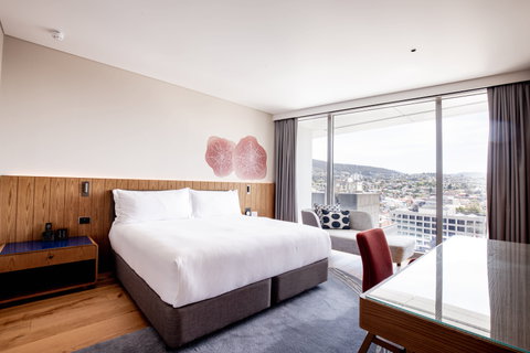 Crowne Plaza Hobart - C Tourism 14