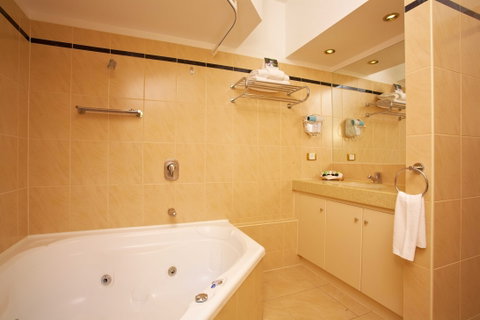 Quest Savoy - C Tourism 8