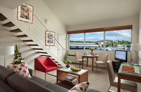 Somerset on the Pier - C Tourism 8