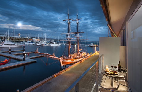 Somerset on the Pier - C Tourism 12