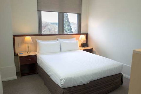 Mantra One Sandy Bay Road - C Tourism 8