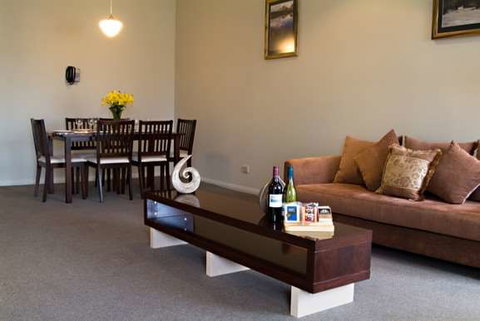 Mantra One Sandy Bay Road - C Tourism 11