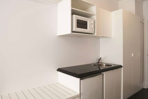 Adina Apartment Hotel Anzac Square - C Tourism 13