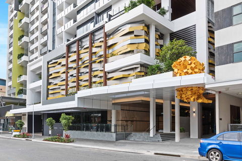 Arise On Hope Street - C Tourism 0