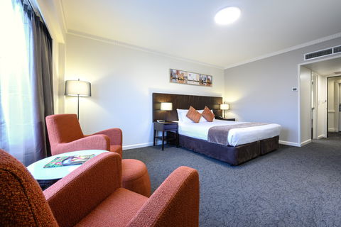 Hotel Grand Chancellor Adelaide - C Tourism 1