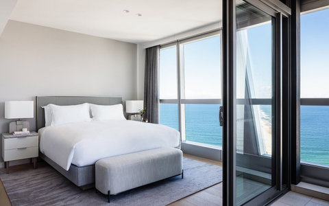 Langham, Gold Coast & Jewel Residences - C Tourism 0
