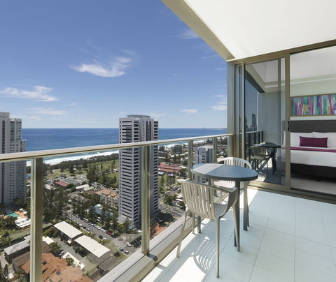 Avani Broadbeach Residences - C Tourism 4