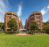 Amora Hotel Riverwalk Melbourne - C Tourism