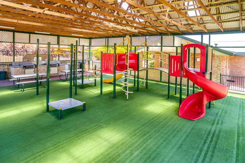 Quality Suites Banksia Gardens - C Tourism 16