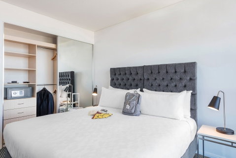 Meriton Suites Campbell Street - C Tourism 6