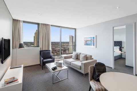 Meriton Suites Campbell Street - C Tourism 9