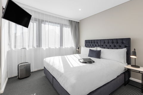 Meriton Suites Kent Street - C Tourism 0