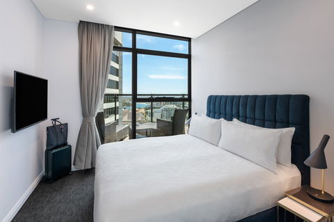 Meriton Suites Sussex Street, Sydney - C Tourism 14