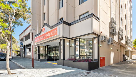 Metro Hotel Perth City - C Tourism 1