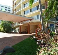 Cullen Bay Resorts - C Tourism