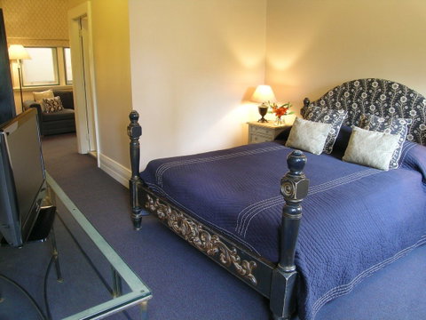 The Russell Hotel - C Tourism 1
