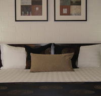 Blazing Stump Motel  Suites - C Tourism